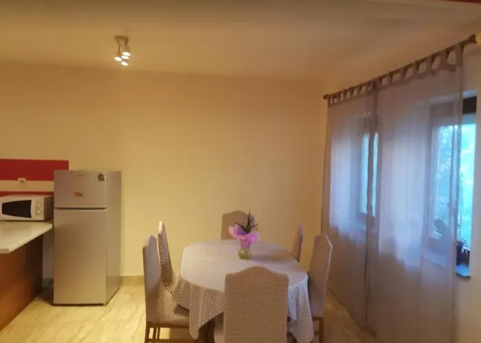 Апартаменты Nadia *